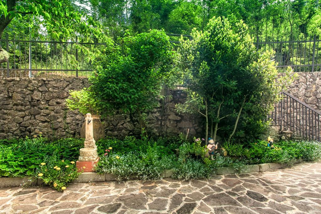 Oasi Verde Castiglione Chiavarese Exterior foto